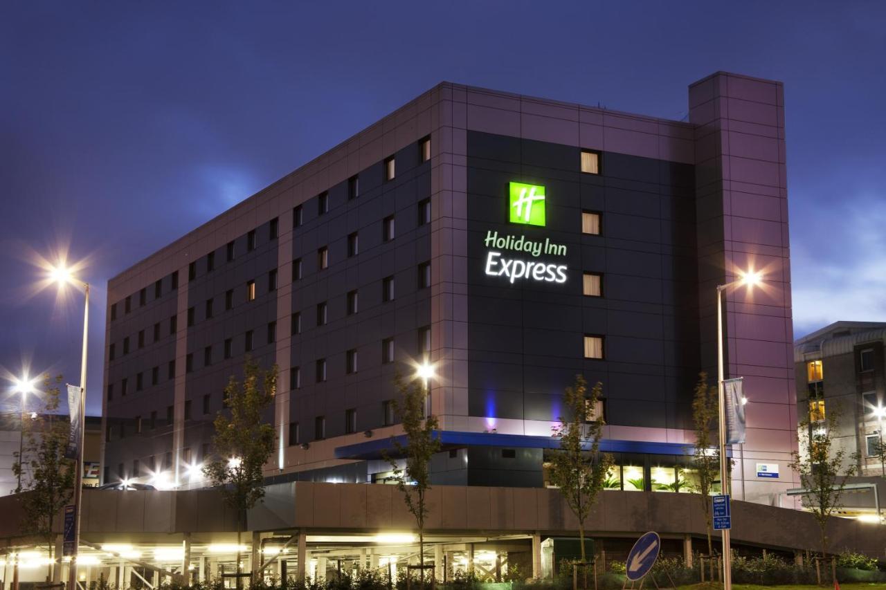 Holiday Inn Express Aberdeen - Bridge Of Don Extérieur photo