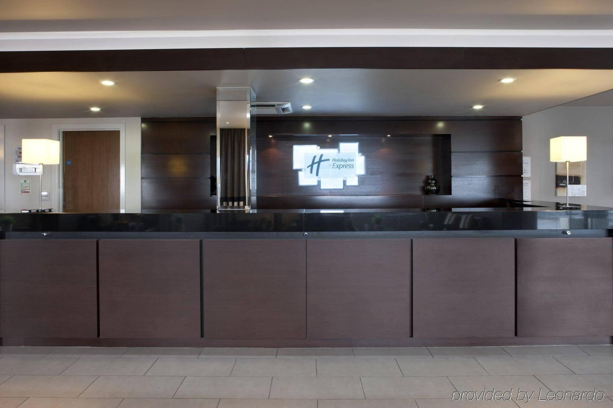 Holiday Inn Express Aberdeen - Bridge Of Don Extérieur photo